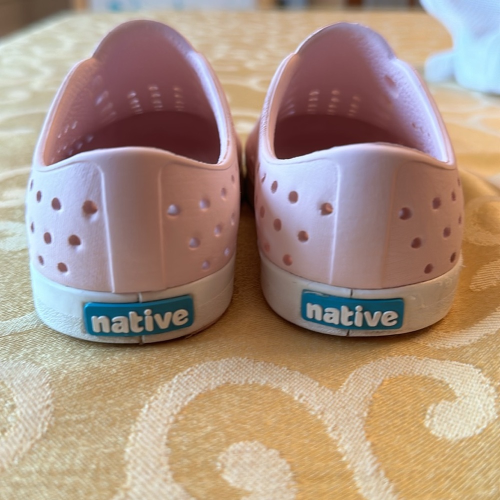 Native Waterproof Slip-ons - Picture 4 of 4